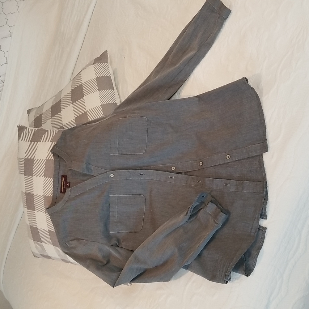Gray button front blouse or tunic, wear SS a top or light jacket. Sz S